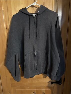 Men’s sweatshirt